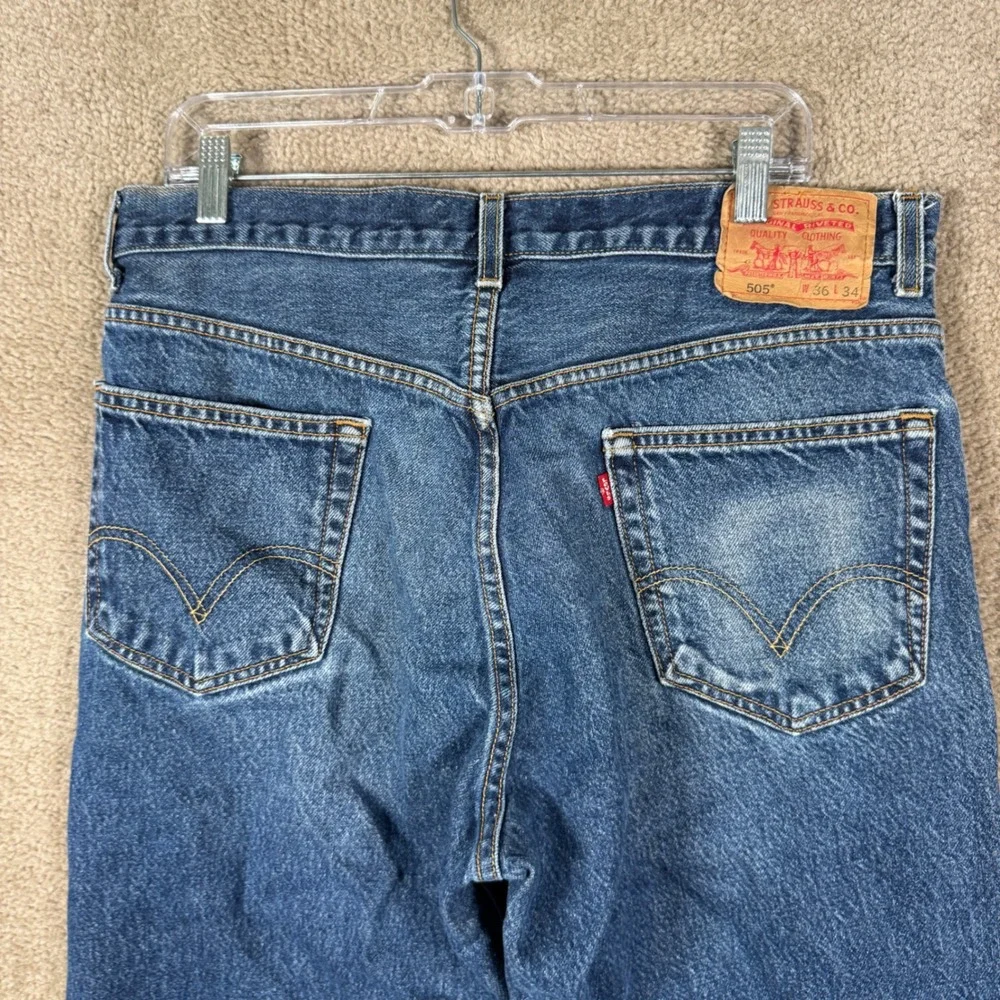 Levi's 505 Regular Fit Jeans Mens 36x34 Blue Denim Straight Leg Faded Distressed